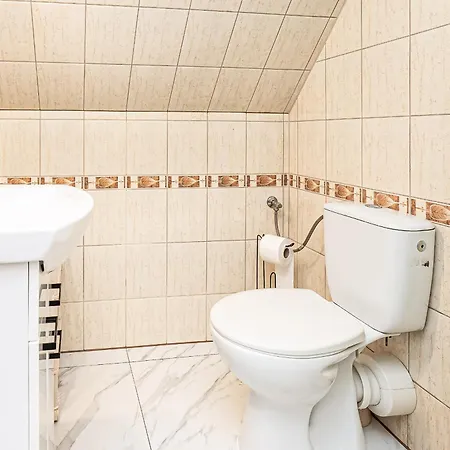 Guest house Emilia Szymona Zaryckiego 17