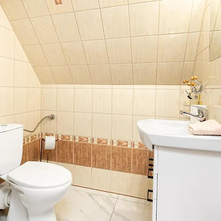 Emilia Szymona Zaryckiego 17 Guest house 3*