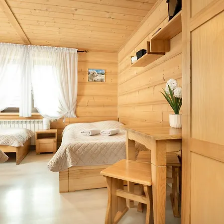 Emilia Szymona Zaryckiego 17 Guest house